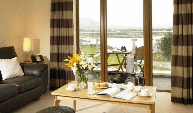 Golden'S Cove Apartments At Sneem Hotel الغرفة الصورة